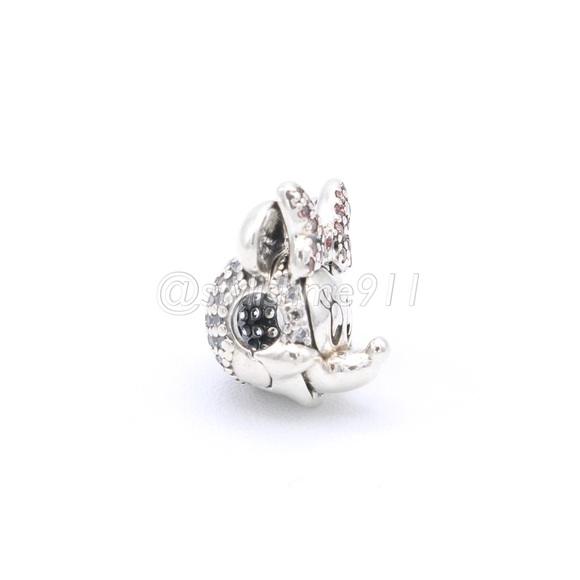 Authentic PANDORA Disney Minnie Clip with Zirconia - Picture 10 of 15
